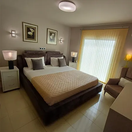 Mythos Luxury Lejlighed